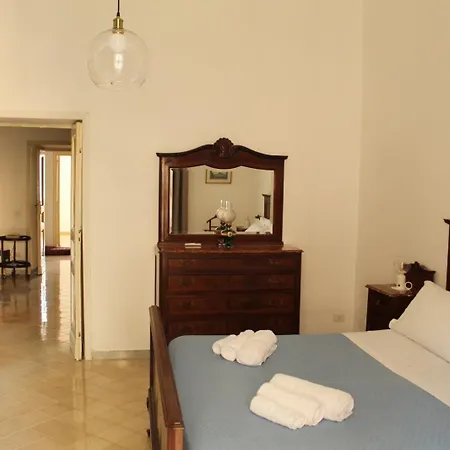 Dimora Materdei 78 Bed & Breakfast Naples